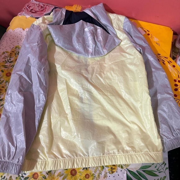 Sovereign code windbreaker - Picture 3 of 3